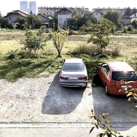 Slatka Sobica Za Dvoje Sa Upotrebom Zajednicke Kuhinje I Kupaonice Zagreb Exterior photo